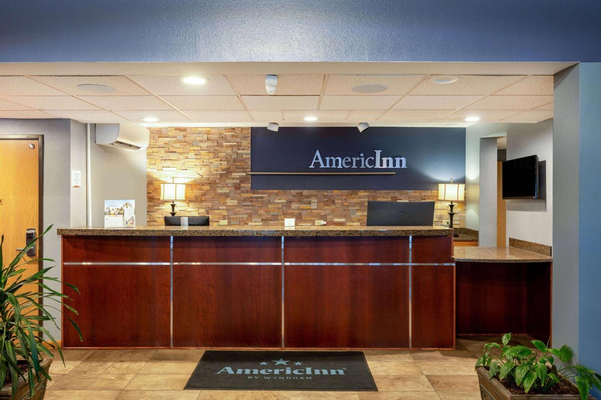 Americinn By Wyndham Eau Claire Exterior foto